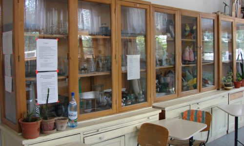 100 de clădiri ce aparțin de 55 de școli din România vor fi renovate cu sprijinul Băncii Mondiale