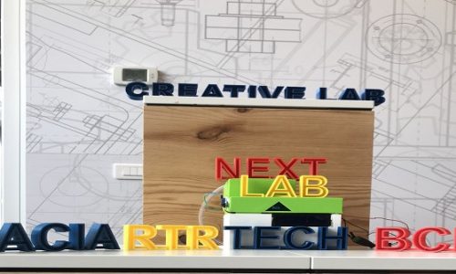 BCR și DACIA susțin cel mai avansat concurs de robotică din România, NEXTLAB.TECH, care pregătește tinerii pentru meseriile viitorului