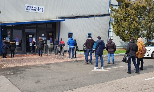 Angajații din învățământ s-au vaccinat într-un procent de 60%, dublu față de procentul național